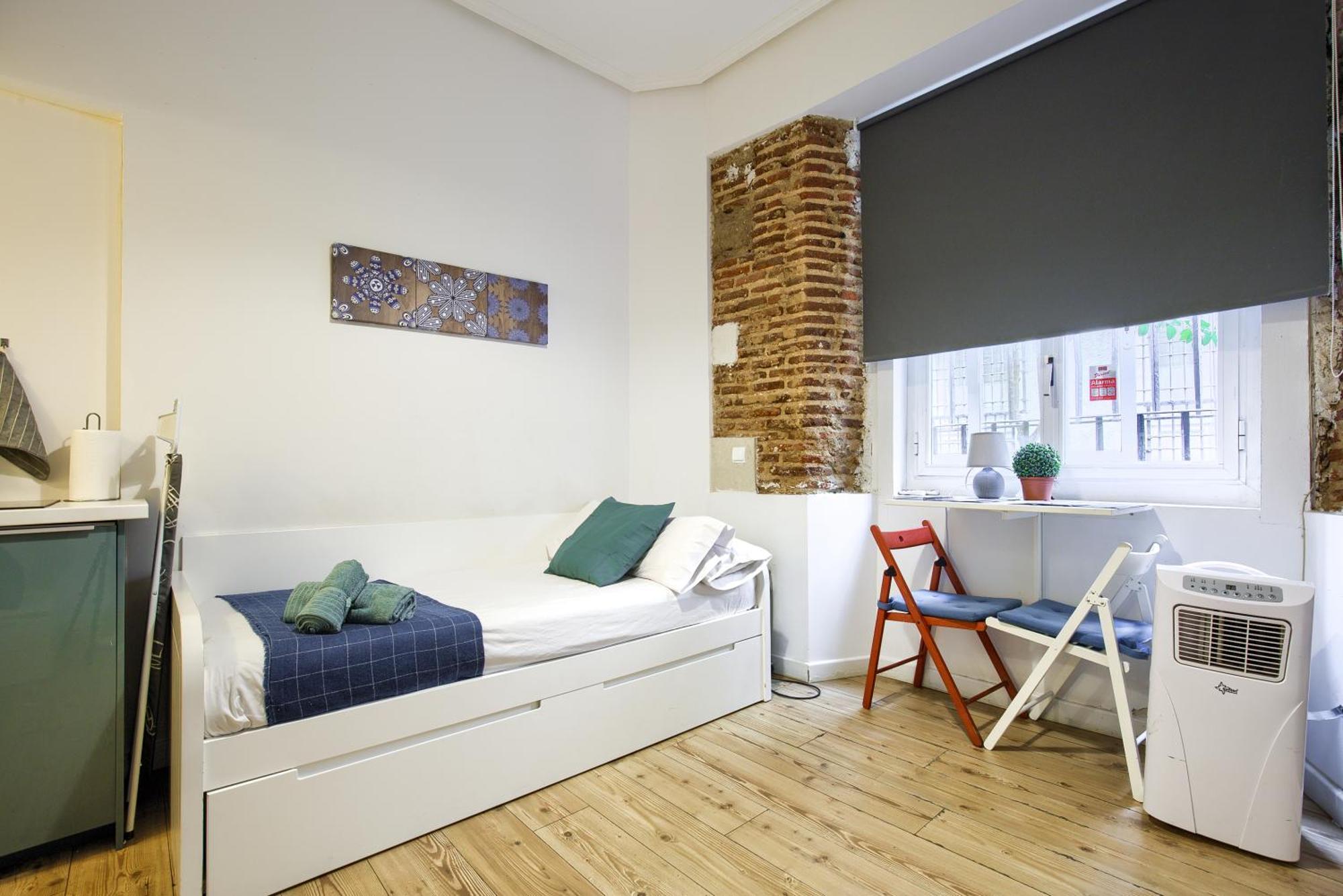 Intimo Estudio En Madrid, Centro, 2Pax, Wifi & Tv Extérieur photo