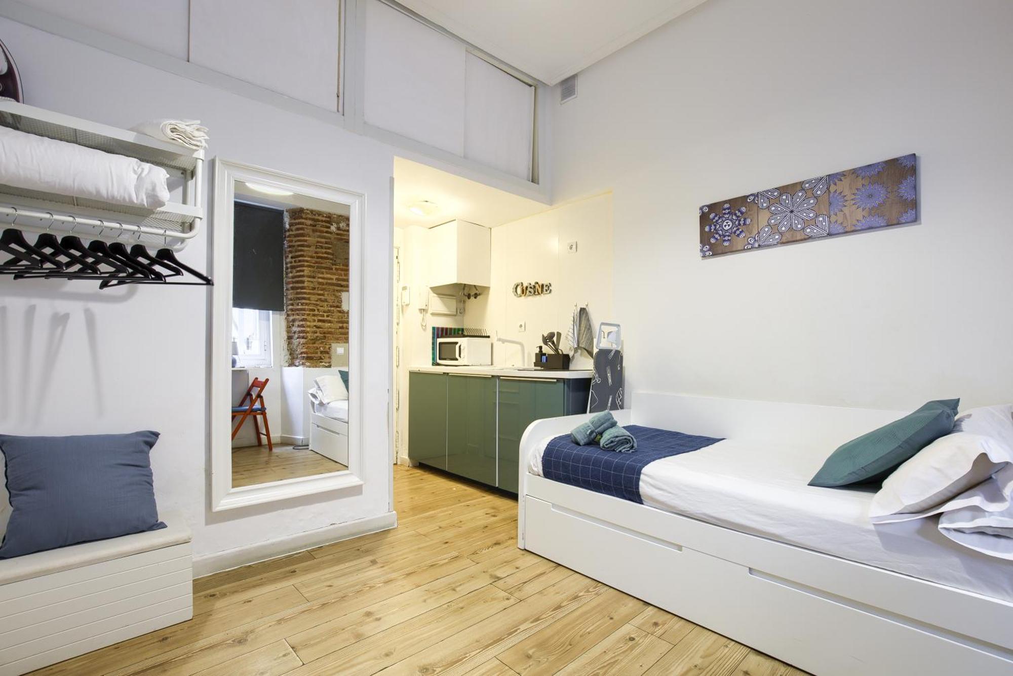 Intimo Estudio En Madrid, Centro, 2Pax, Wifi & Tv Extérieur photo