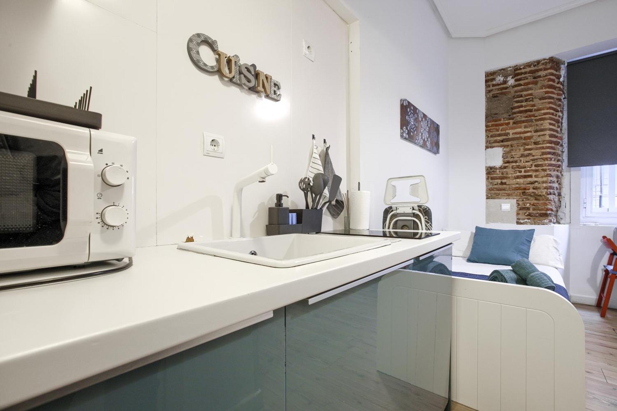 Intimo Estudio En Madrid, Centro, 2Pax, Wifi & Tv Extérieur photo